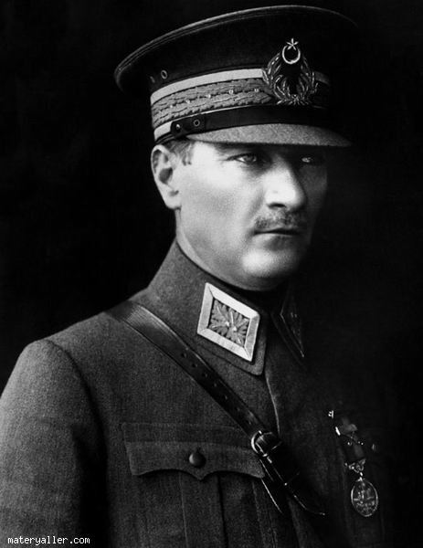 Siyah Beyaz Atatürk Fotoğrafı