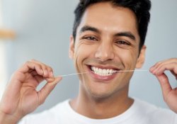 Diş ipi nasıl kullanılır, ne işe yarar?