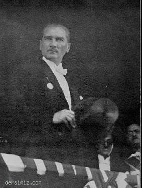 1925 - Cumhuriyet Bayramı töreninde