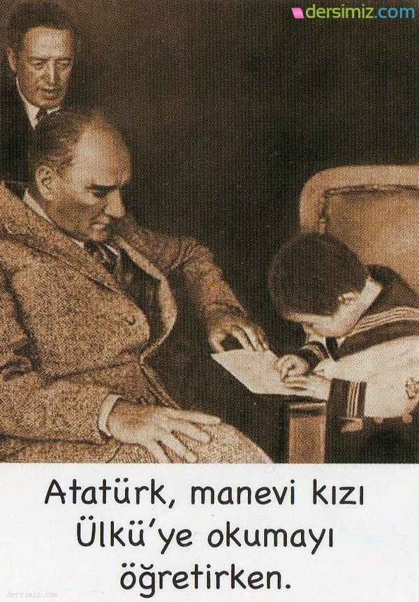 Atatürk Okuma Öğretirken