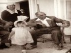 Atatürk'ün Çocuk Sevgisi Fotoğrafları